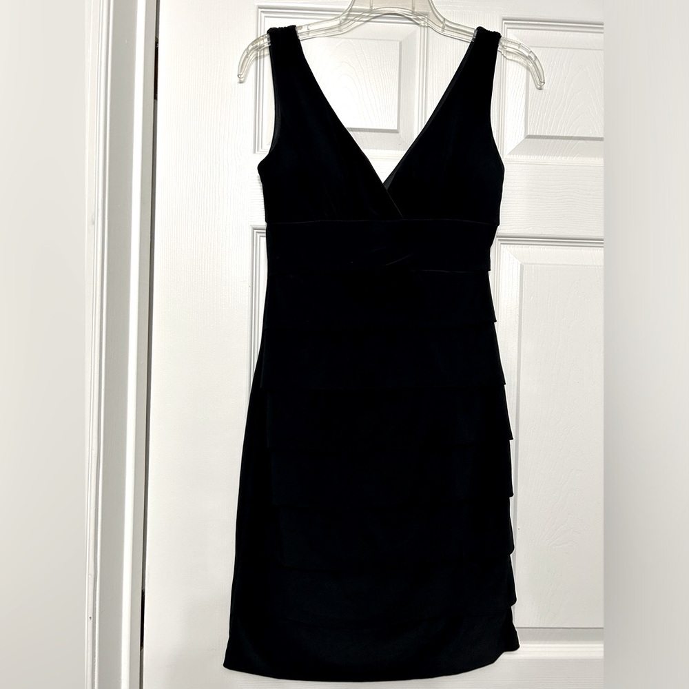 Elegant Black Sleeveless Dress